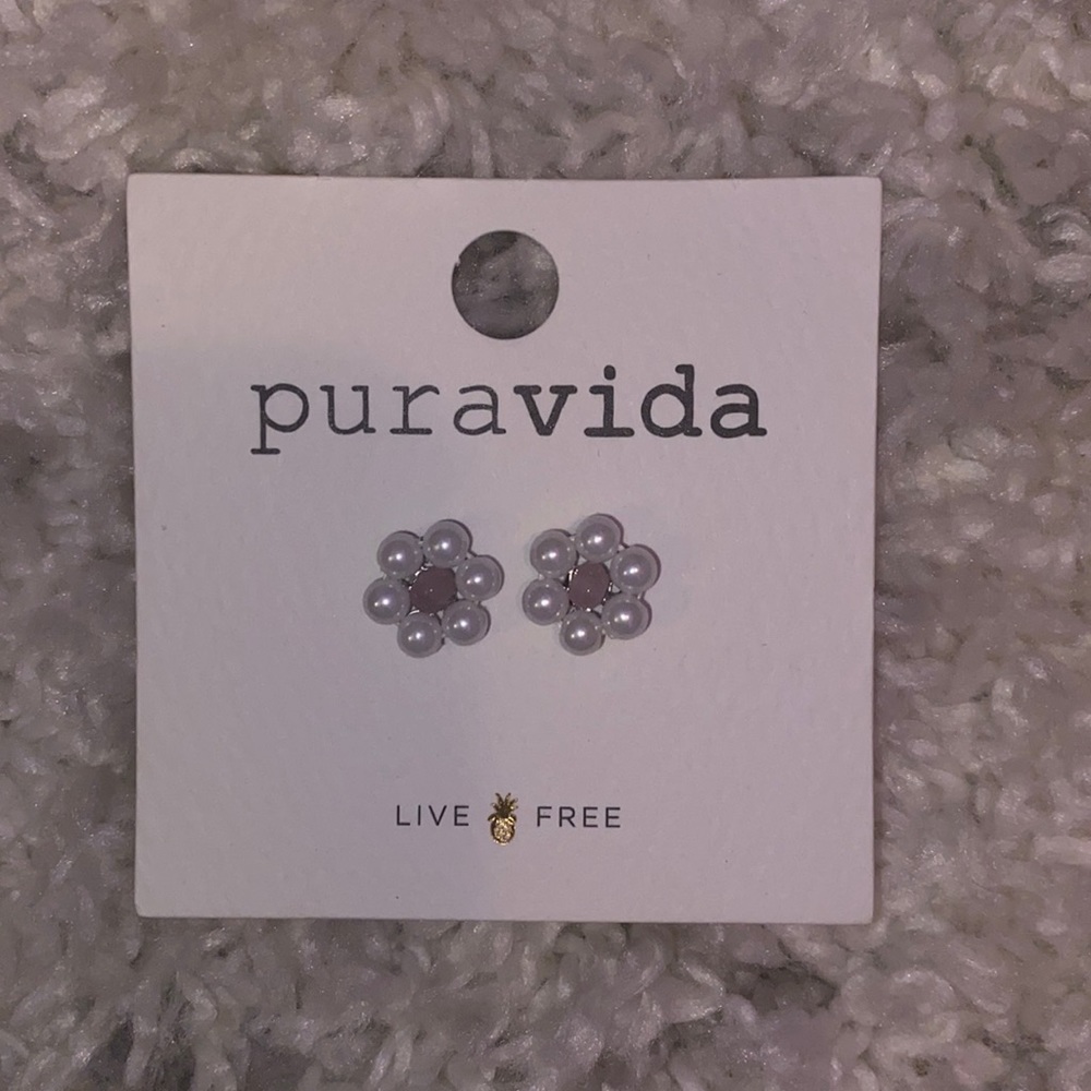 Flower earrings